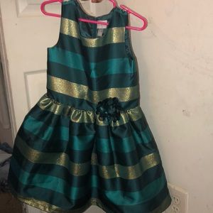 Girls dress